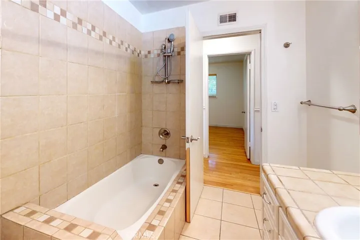 11918 Cameo Place, Granada Hills, California 91344