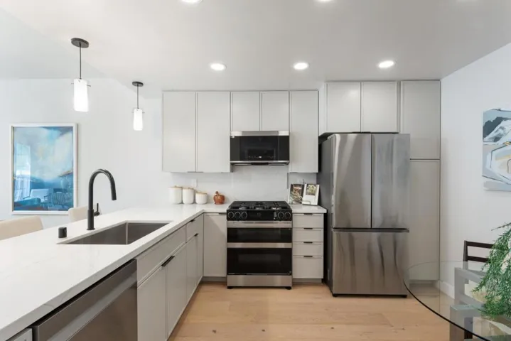 800 E Charleston Road 9, Palo Alto, California 94303