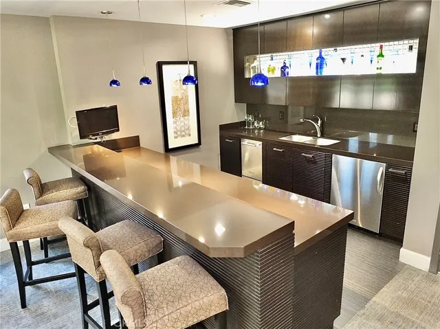 Common area lounge kitchen