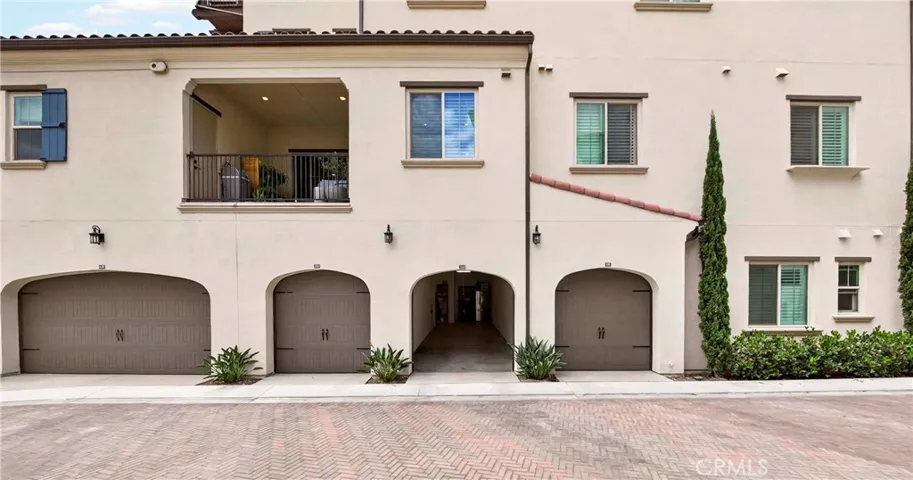 Side view of the unit over garage