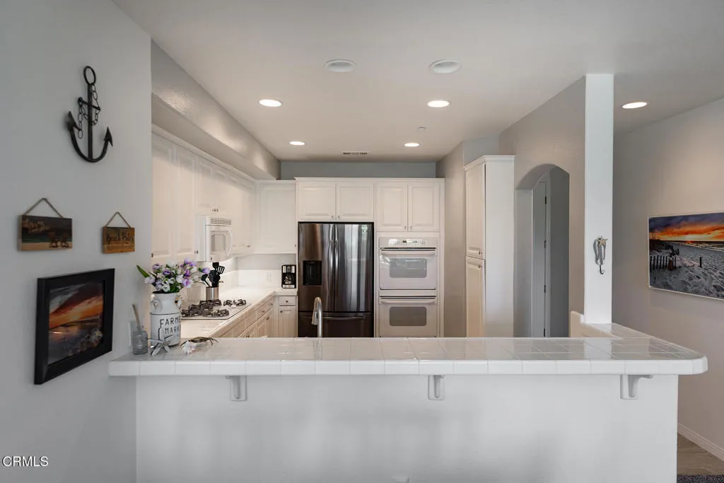 1740 Tanager 2-302, Ventura, California 93003 — photo 4