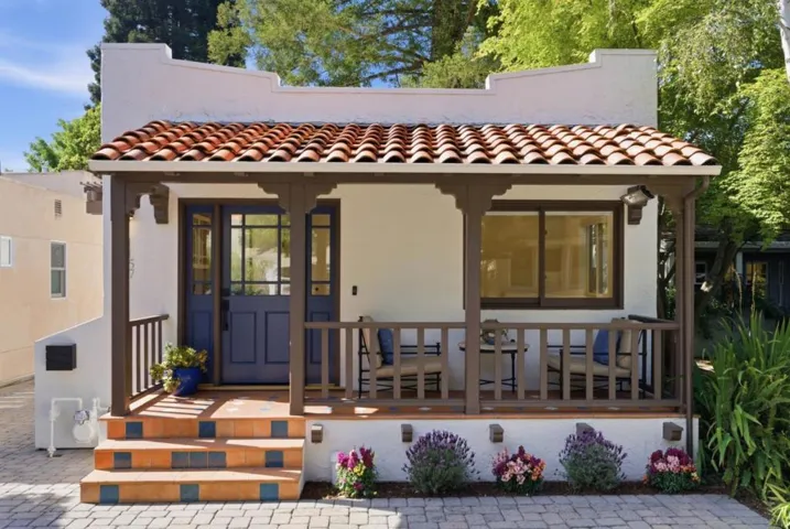 1157 Lincoln Avenue, Palo Alto, California 94301
