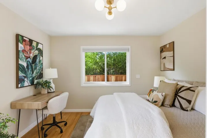 1157 Lincoln Avenue, Palo Alto, California 94301