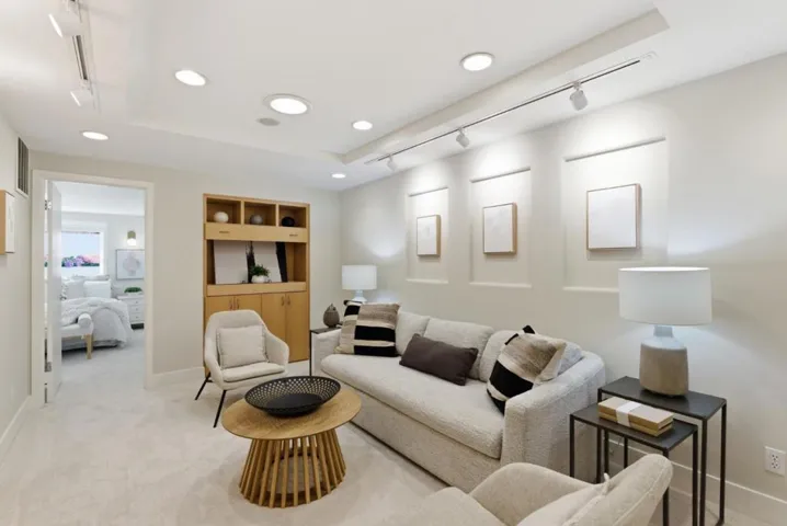 1157 Lincoln Avenue, Palo Alto, California 94301
