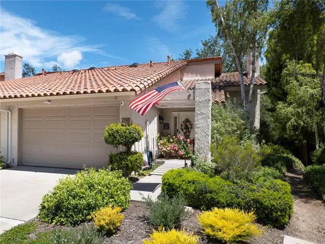 796 N Valley, Westlake Village, California 91362