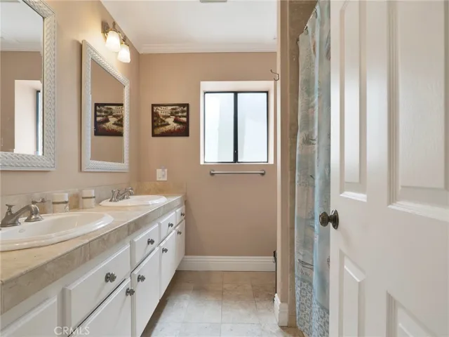 796 N Valley, Westlake Village, California 91362