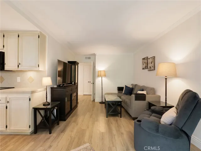 796 N Valley, Westlake Village, California 91362