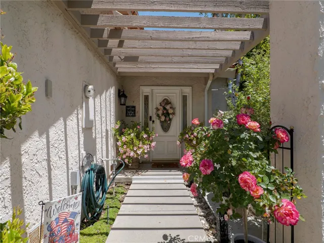 796 N Valley, Westlake Village, California 91362