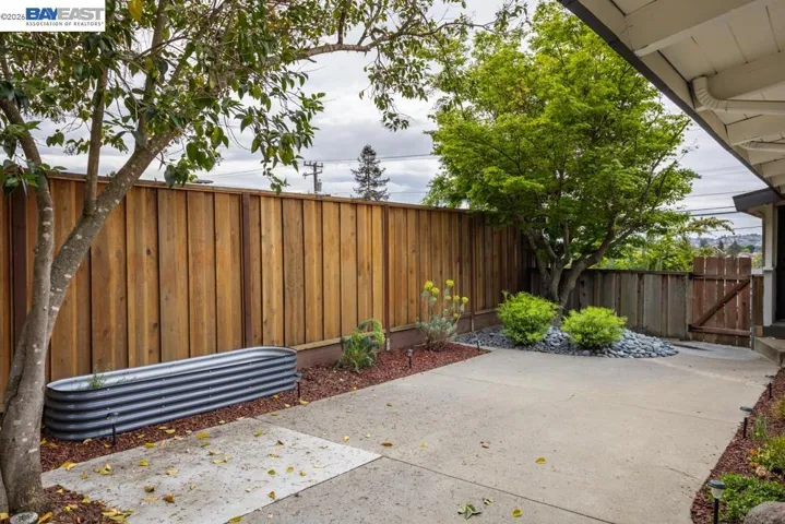 18650 Center St, Castro Valley, California 94546