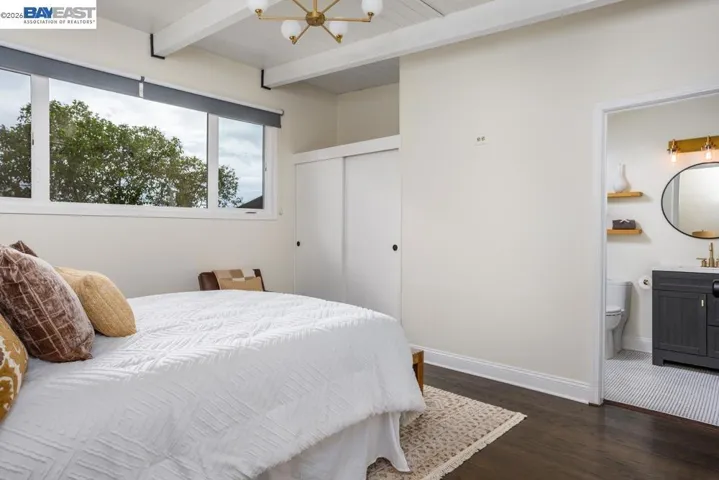 18650 Center St, Castro Valley, California 94546