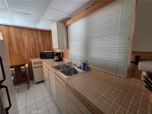 525 Yukon, Green Valley Lake, California 92341
