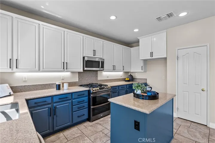 29908 Shadow, Castaic, California 91384