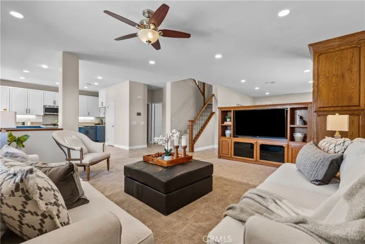 29908 Shadow, Castaic, California 91384