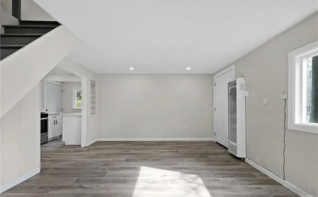 201 Hillside Spur, Cedar Glen, California 92321 — photo 4