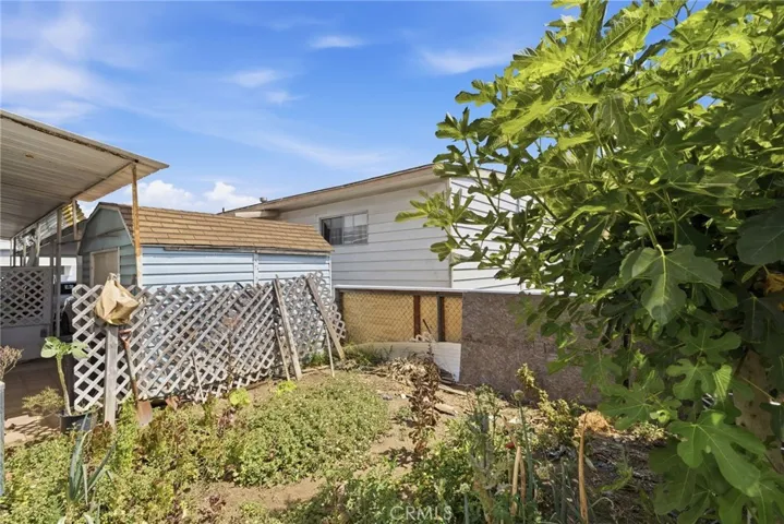 401 W Carosn Street, Carson, California 90745