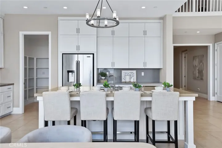 154 Roscomare, Irvine, California 92602