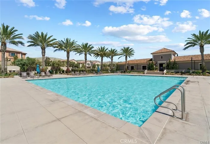 154 Roscomare, Irvine, California 92602