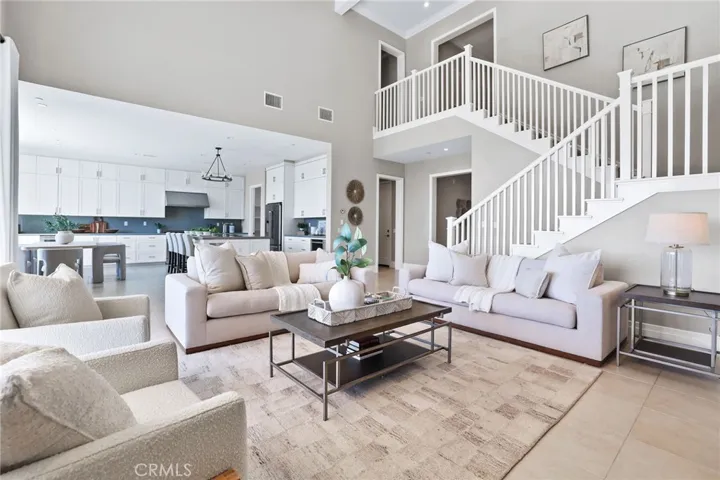 154 Roscomare, Irvine, California 92602