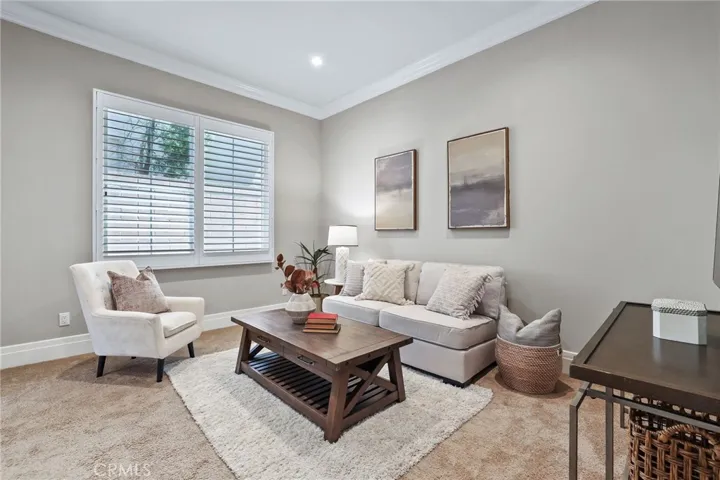 154 Roscomare, Irvine, California 92602