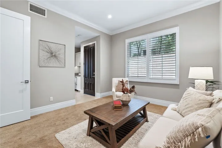 154 Roscomare, Irvine, California 92602