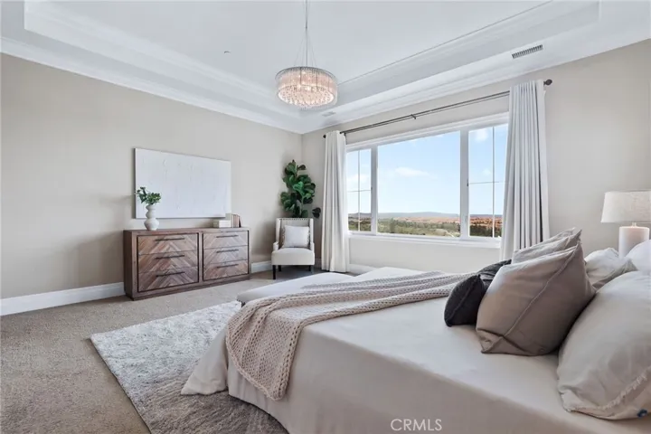 154 Roscomare, Irvine, California 92602