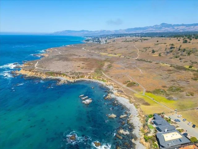 1980 Sherwood Drive, Cambria, California 93428