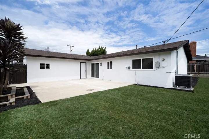 10232 Halawa, Huntington Beach, California 92646