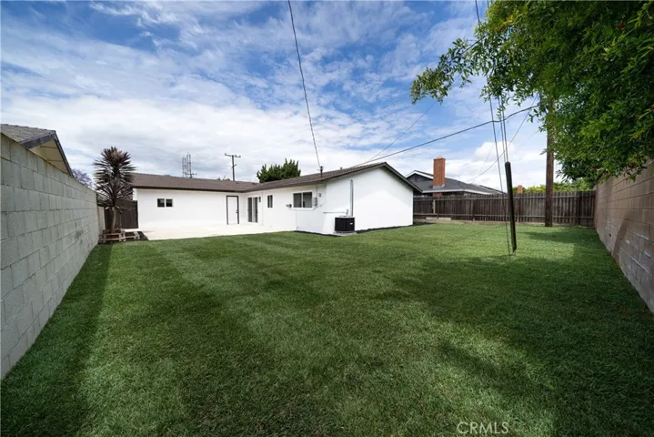 10232 Halawa, Huntington Beach, California 92646