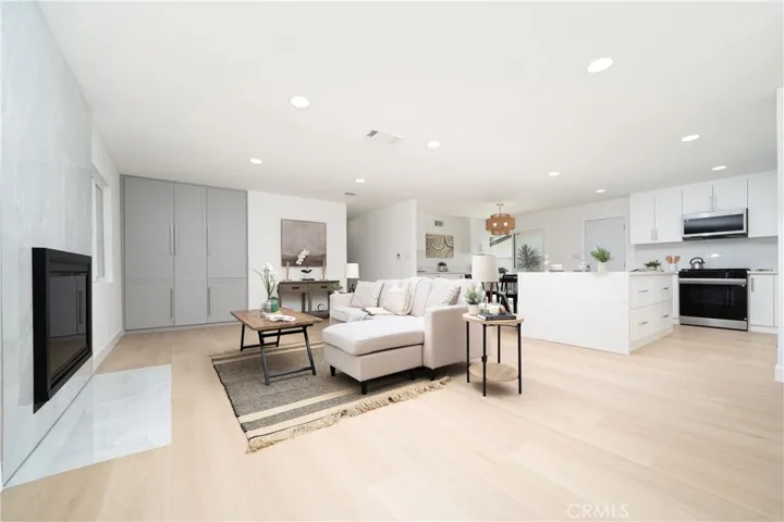 10232 Halawa, Huntington Beach, California 92646