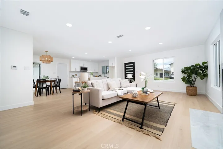 10232 Halawa, Huntington Beach, California 92646