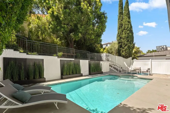 11734 Sunshine Terrace, Studio City, California 91604