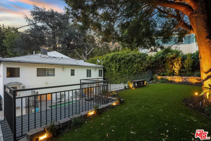 11734 Sunshine Terrace, Studio City, California 91604