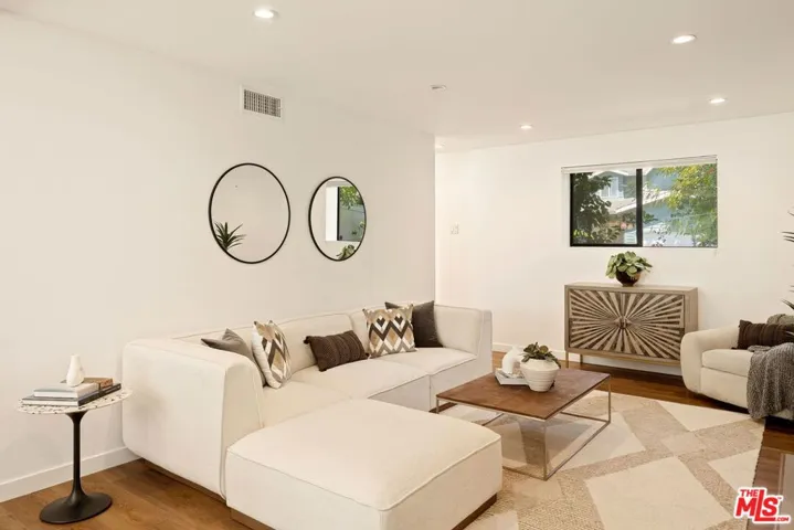 11734 Sunshine Terrace, Studio City, California 91604