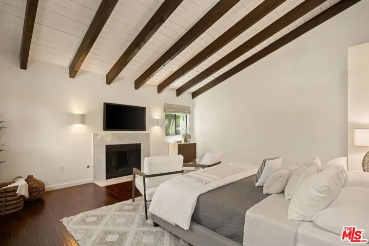 11734 Sunshine Terrace, Studio City, California 91604