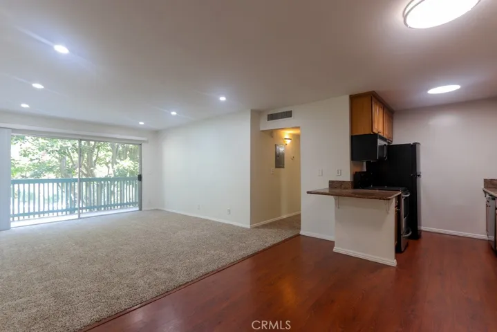 564 N Bellflower Boulevard 218, Long Beach, California 90814