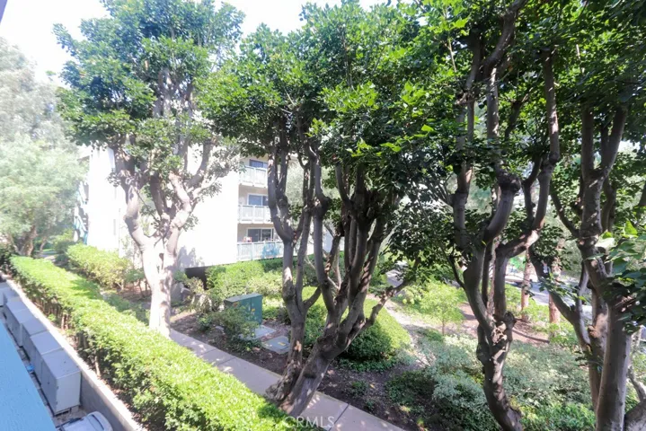 564 N Bellflower Boulevard 218, Long Beach, California 90814