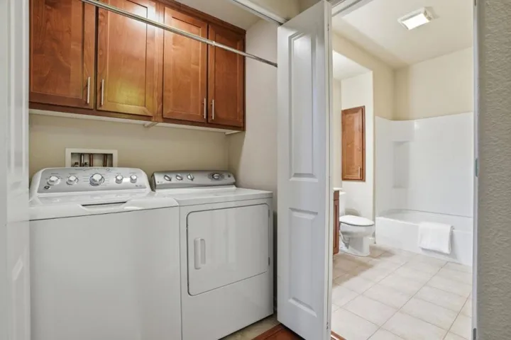 4388 El Camino Real 309, Los Altos, California 94022