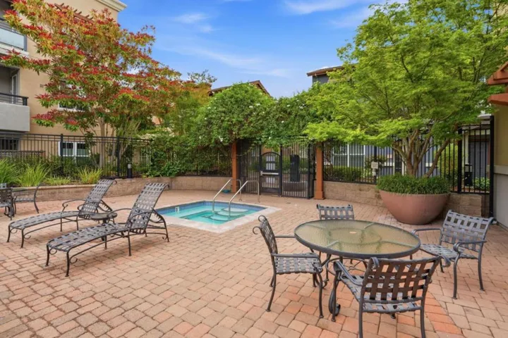 4388 El Camino Real 309, Los Altos, California 94022