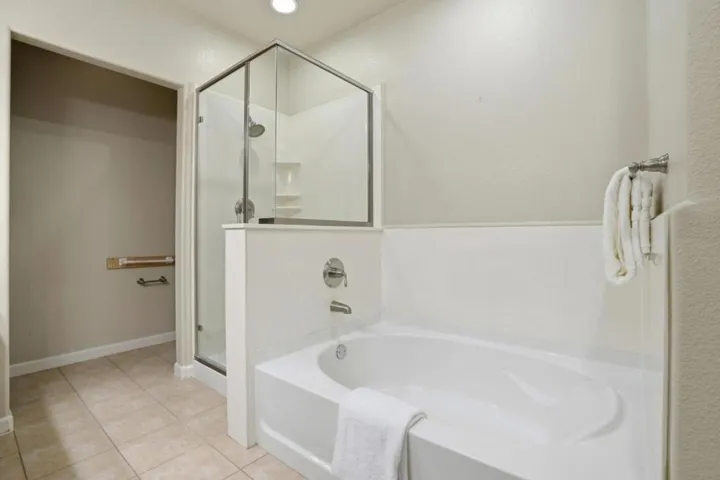4388 El Camino Real 309, Los Altos, California 94022