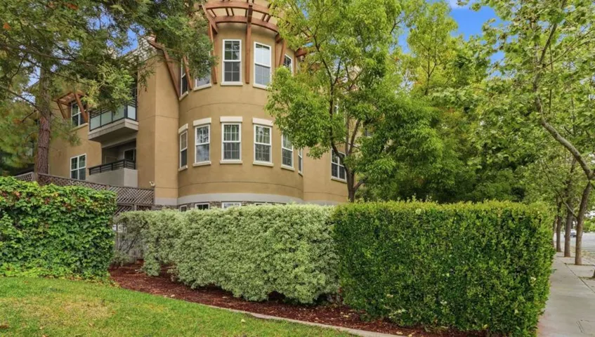4388 El Camino Real 309, Los Altos, California 94022