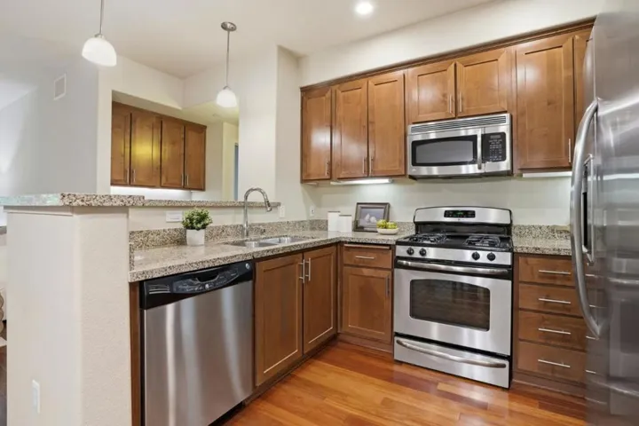 4388 El Camino Real 309, Los Altos, California 94022