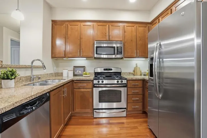 4388 El Camino Real 309, Los Altos, California 94022
