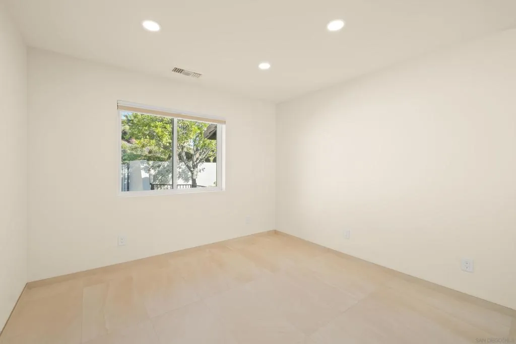 ADU-bedroom