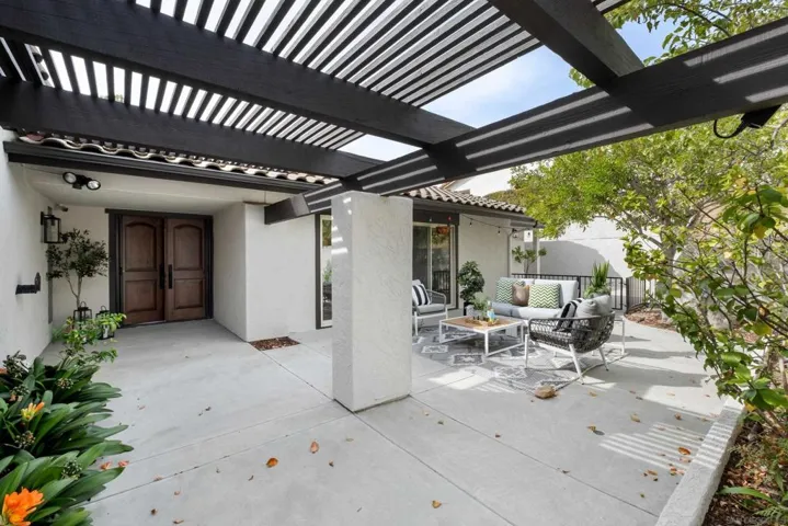 17976 Sencillo Lane, San Diego, California 92128
