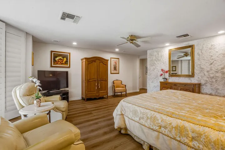 Reverse Primary Bedroom