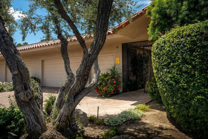 Front Walk Way