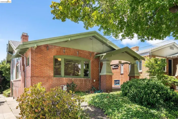 2350 Spaulding, Berkeley, California 94703