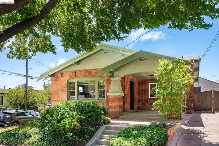 2350 Spaulding, Berkeley, California 94703