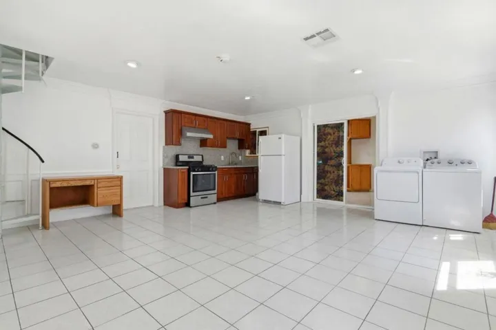 727 S I Street, Livermore, California 94550