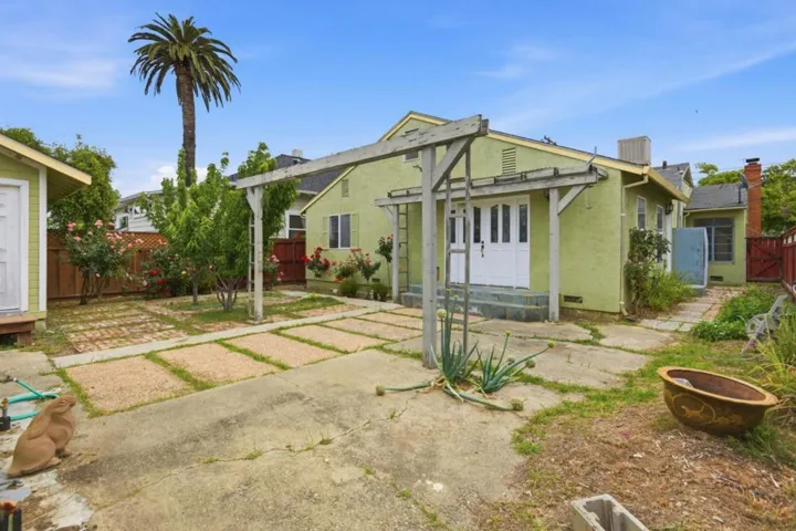 727 S I Street, Livermore, California 94550